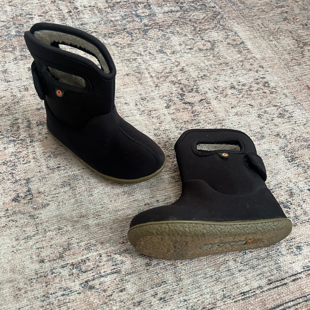 DONATED 🥾 Baby Bogs unisex waterproof boots